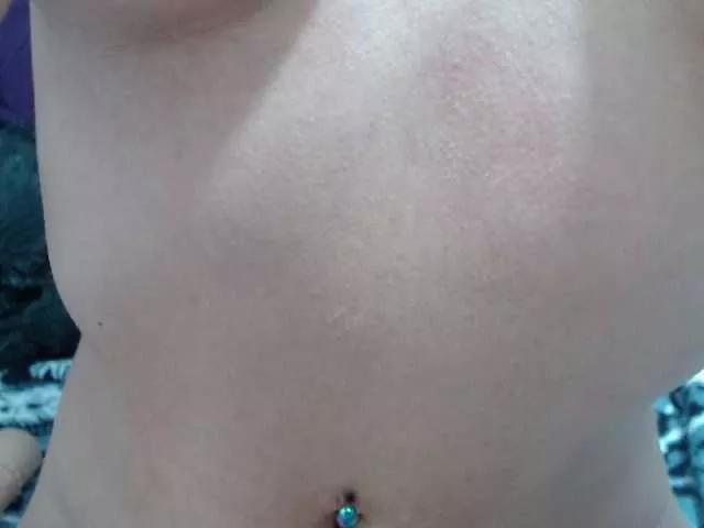 mollyambersj on BongaCams 