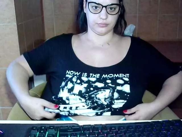 Offline MoniqQuuen on BongaCams