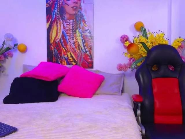 Moon-celeste on BongaCams
