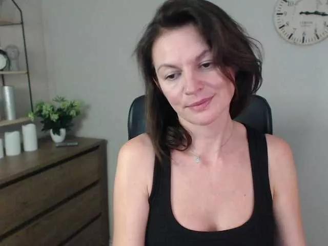 mrsVivian on BongaCams 