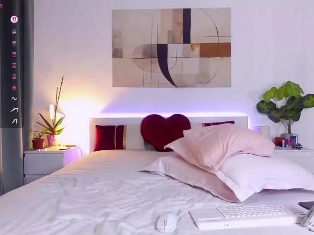 Offline Nadeen69Nadia on BongaCams