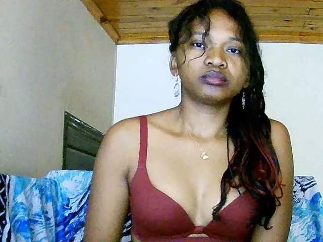 NadiaLoverwy on BongaCams