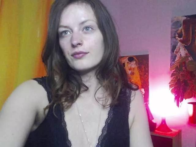 NadineGold on BongaCams 