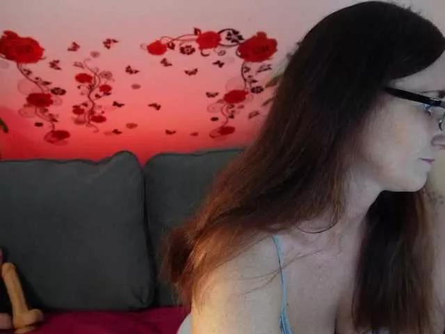 NadjaNeah on BongaCams