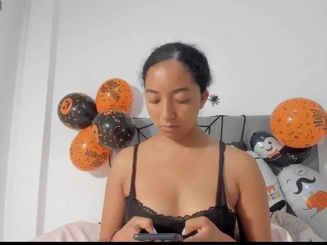 nahomimiller on BongaCams 