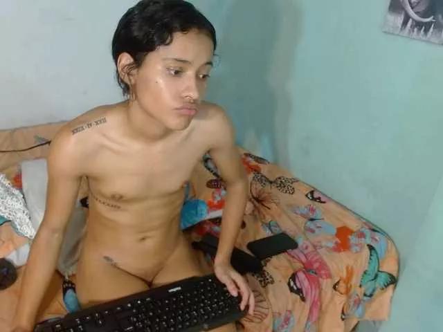 nicolle-sanders on BongaCams