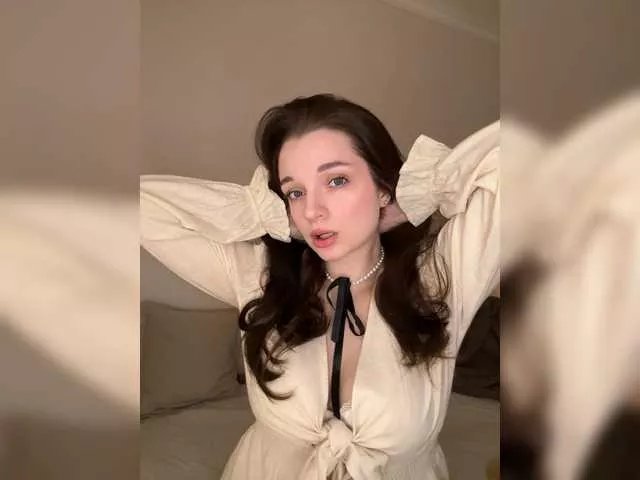 Offline Nika141 on BongaCams