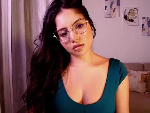 NinaMichelle on BongaCams