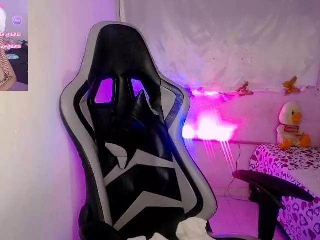 ninatinydoll on BongaCams