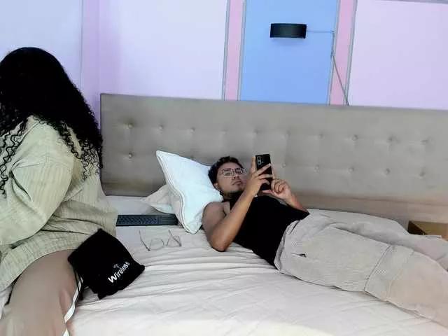Noa-N-Carolain on BongaCams 