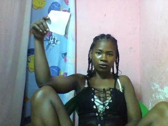 Offline nomenen on BongaCams