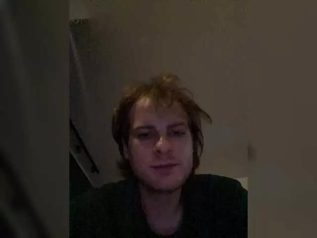 Onetwolovea on BongaCams