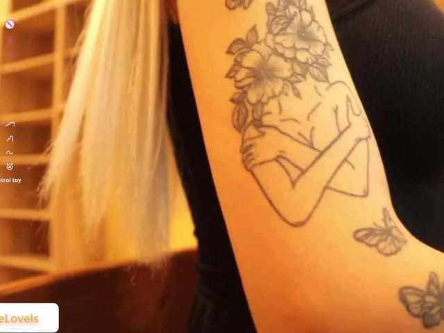 Freechat PattiWhite on BongaCams