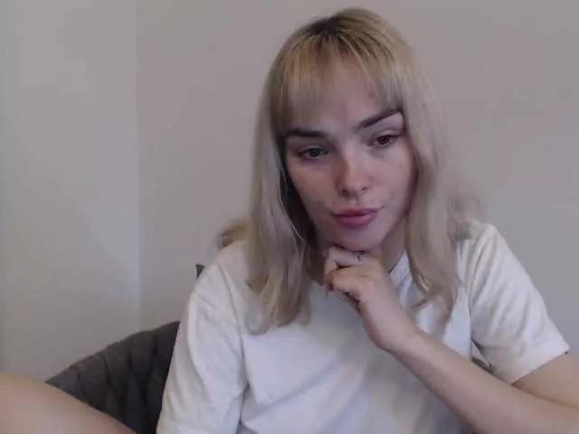 Watch PollyExtasy, she wants to masturbate for you PollyExtasy from BongaCams