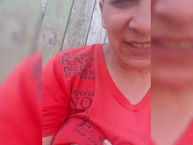 PollyMILF-By on BongaCams