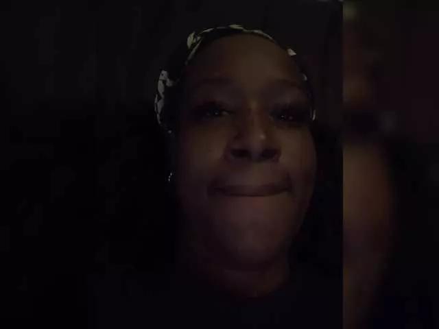 PrettyDoubleG on BongaCams 