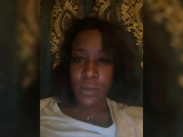PrettyDoubleG on BongaCams 