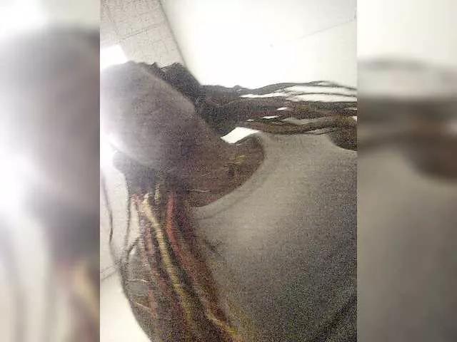 PrettyDoubleG on BongaCams 