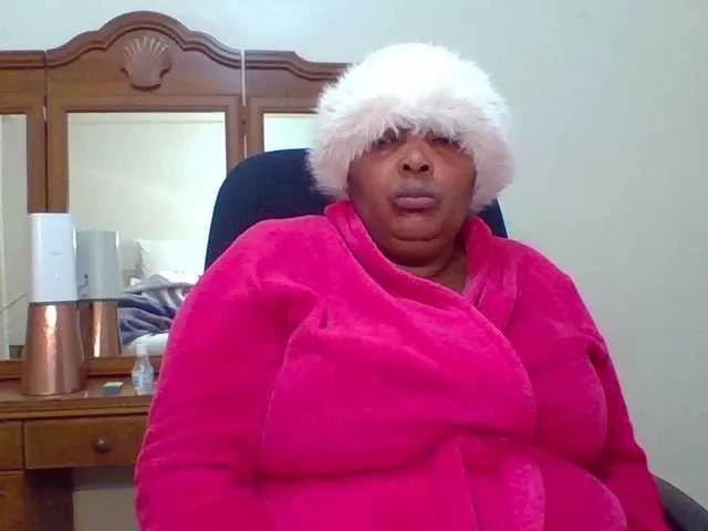 Offline pussylips53 on BongaCams