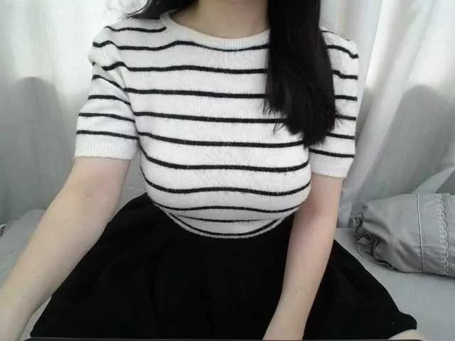 QueenHot92 on BongaCams 