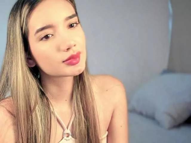 QUEENLICKME on BongaCams 
