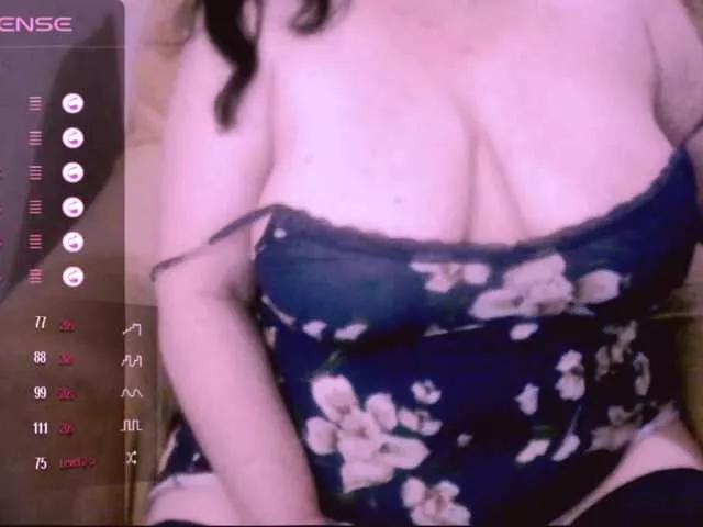 reis245 on BongaCams 