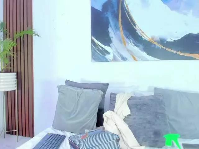 Renata-Saenz on BongaCams 
