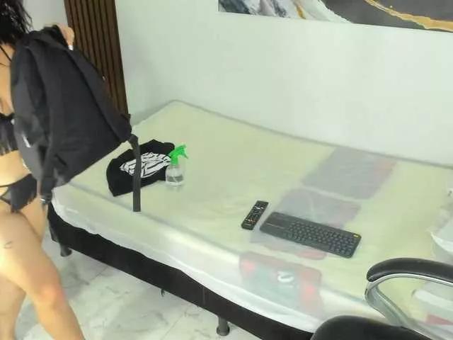 Renata-Saenz on BongaCams 