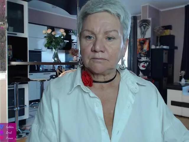 Offline roxana-brooks on BongaCams