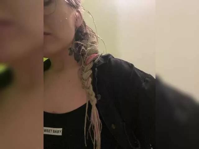 Offline Sailor-Moons on BongaCams