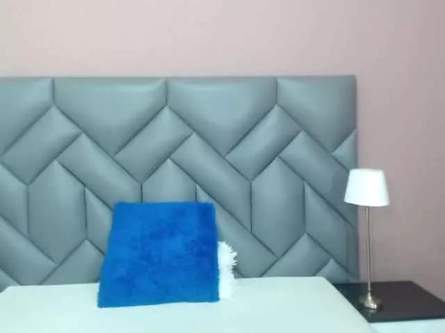 Offline SammyRose on BongaCams