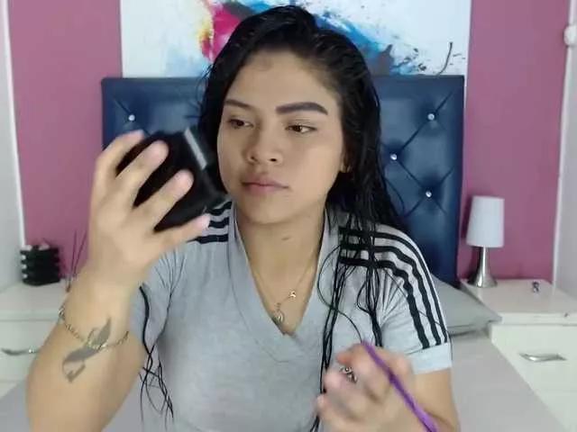 Offline SammyRose on BongaCams