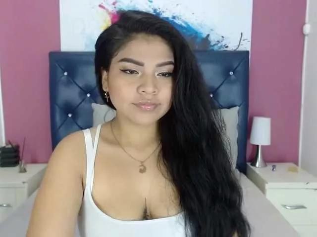 Offline SammyRose on BongaCams