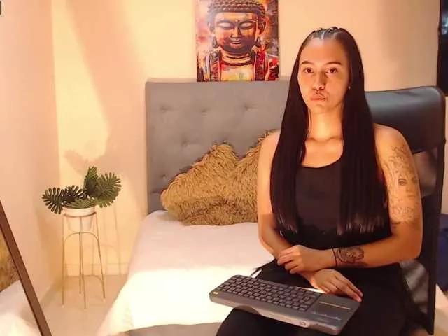 Offline Sara-stone on BongaCams