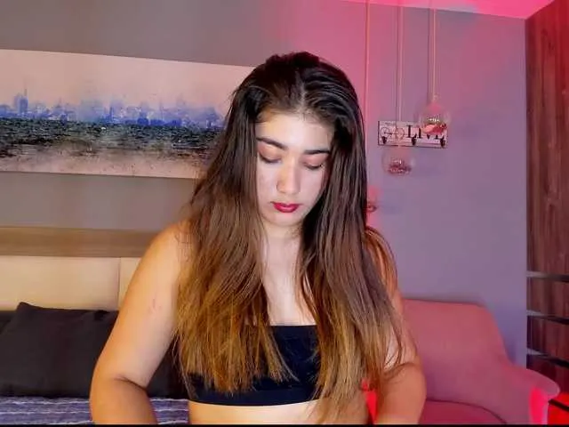 sassypearl — Hi guys, I'm new and I want to have some fun, help me get naked 