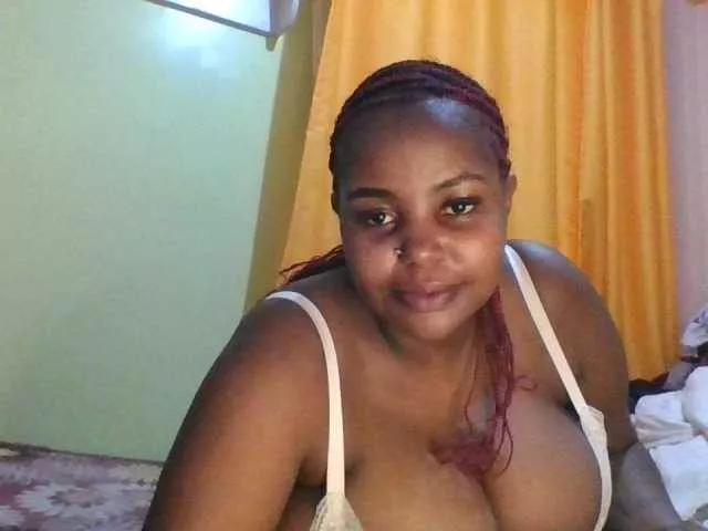 Offline sauccyspoilage on BongaCams