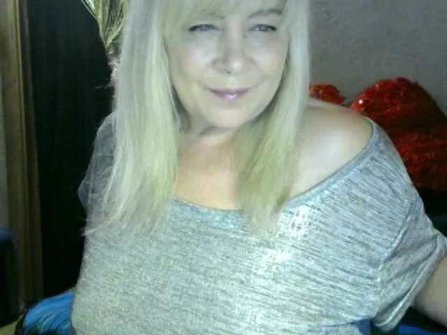 Savan35na on BongaCams 