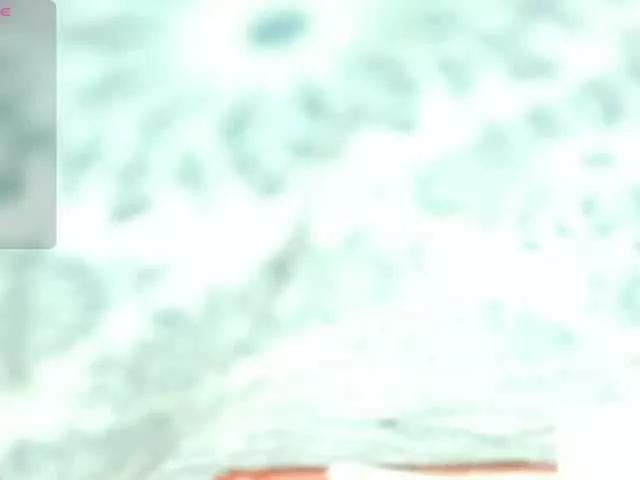 Offline scarlaterose on BongaCams