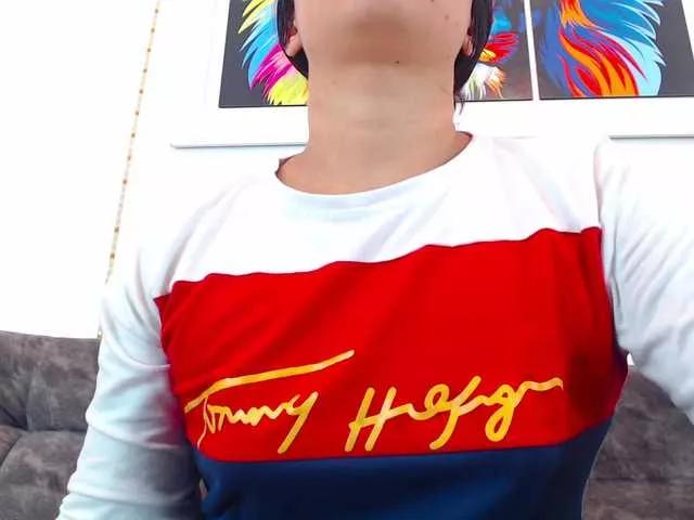 Offline scarlet-jones on BongaCams