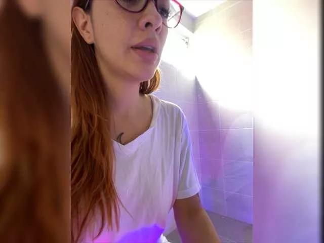 SeleneWhite on BongaCams 