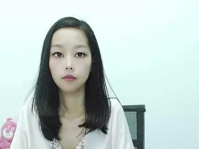 Freechat Selinababy99 on BongaCams