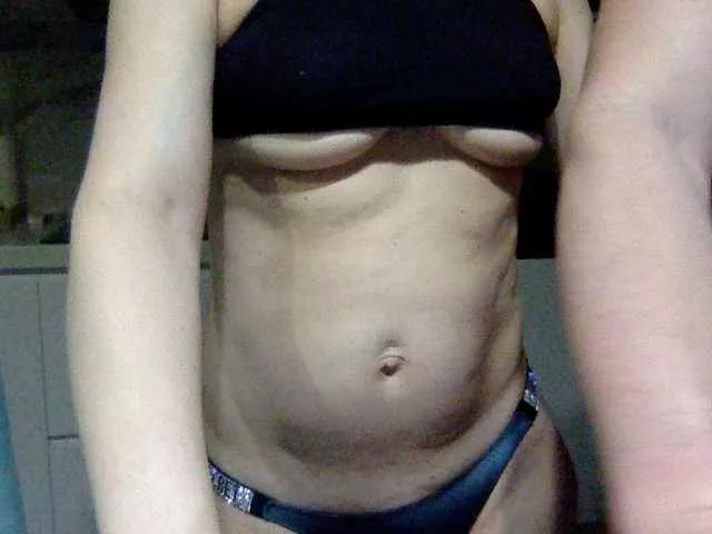 Offline Sexyky on BongaCams