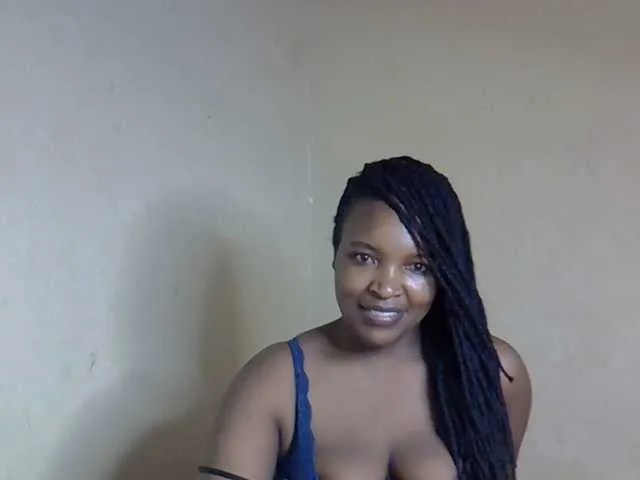 sexyveemani on BongaCams