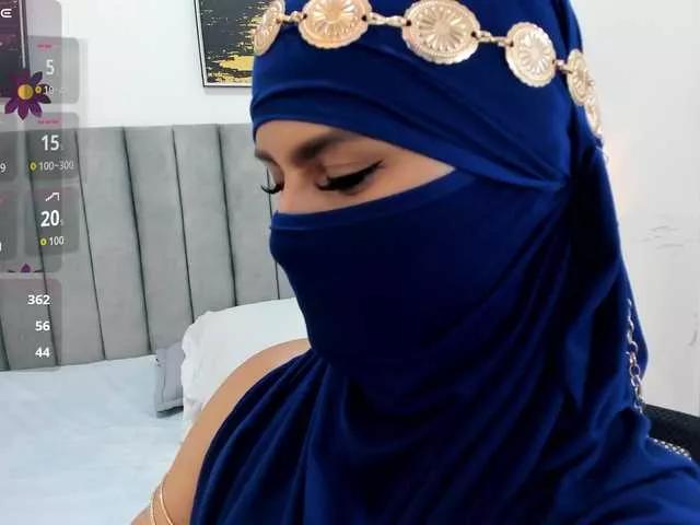Freechat shaiira on BongaCams
