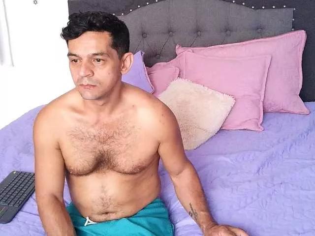 Sharit-Latina on BongaCams