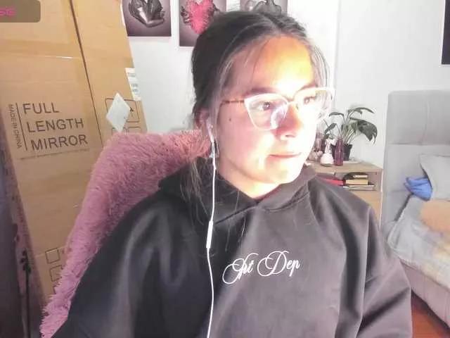 Offline shekina on BongaCams