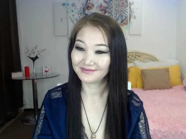 ShellyMoon on BongaCams 