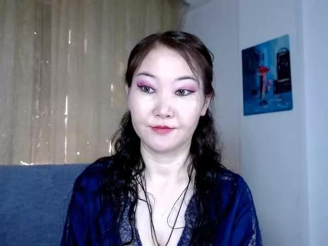 ShellyMoon on BongaCams 