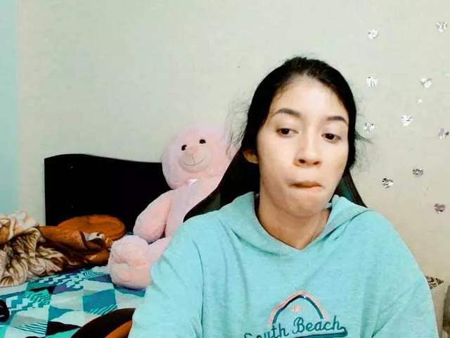 Offline sofilopez on BongaCams