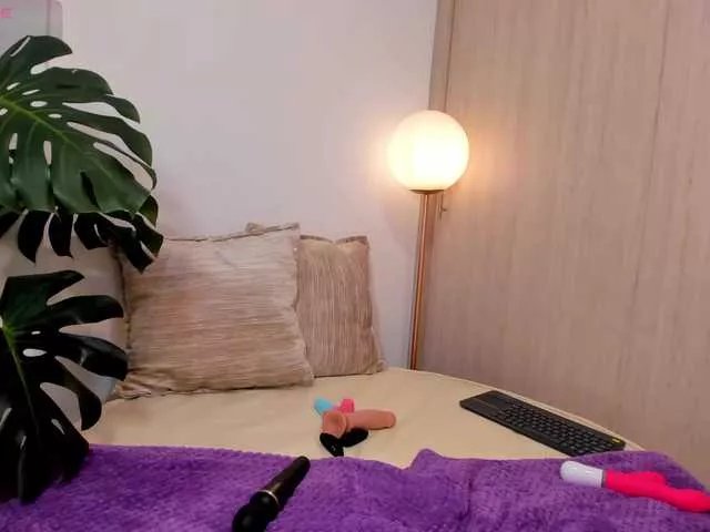 Offline StacyConner on BongaCams